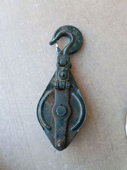 Hoist with hook new