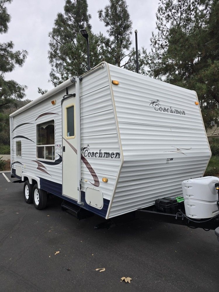 2006 Heartland Pioneer