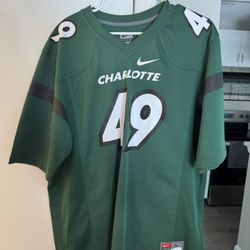 Nike Men’s Charlotte 49ers Home Game Football Jersey Large