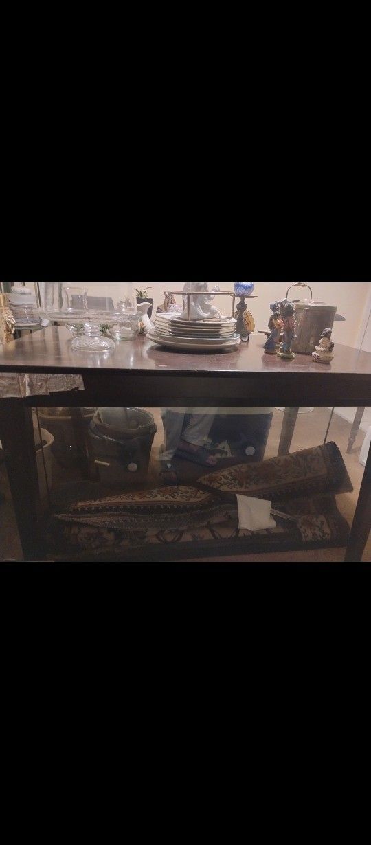 ONE VERY LARGE FISH AQUARIUM