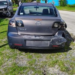 2007 MAZDA 3 FOR PARTS ONLY 