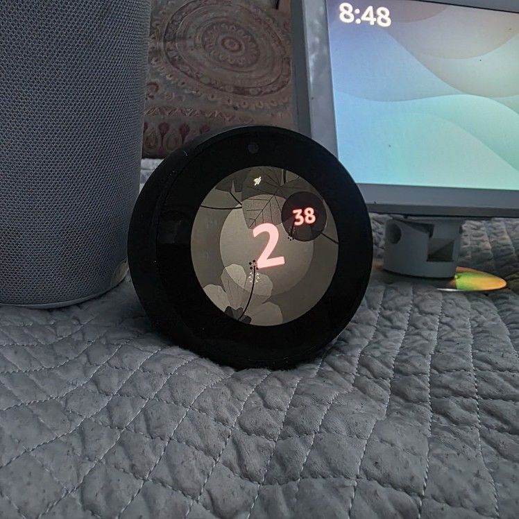 Echo Spot Good Condition