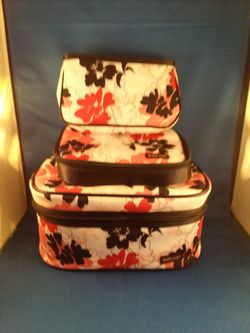 New Mary Kay make up bags