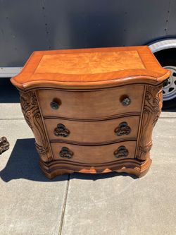 Ornate Wood 3-Drawer Nightstand Chest
