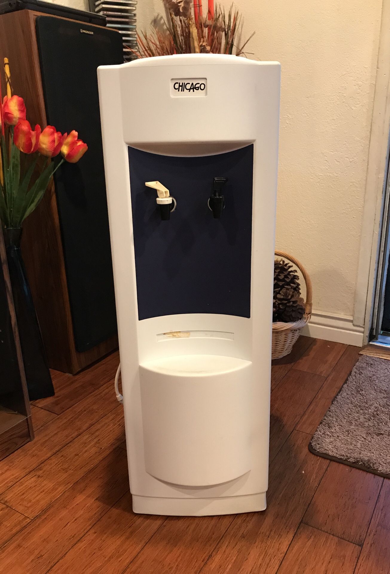 Tiger PVW-B30U Stainless Steel Vacuum Electric Water Dispenser, 3-Liter for  Sale in Irvine, CA - OfferUp