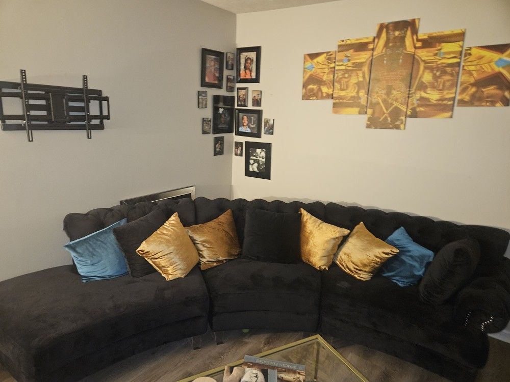 Velvet Black Sectional
