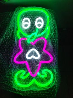 BRAND NEW LED NEON LIGHT..CHECK OUT MY PAGE FOR MORE..SE HABLA ESPANOL..REALLY BRIGHT GREAT COLORS 👍..