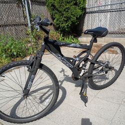 Hyper Havoc mountain bike.