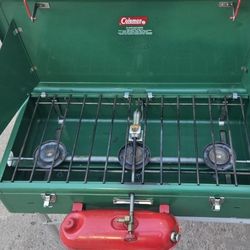 2 Coleman Stove 