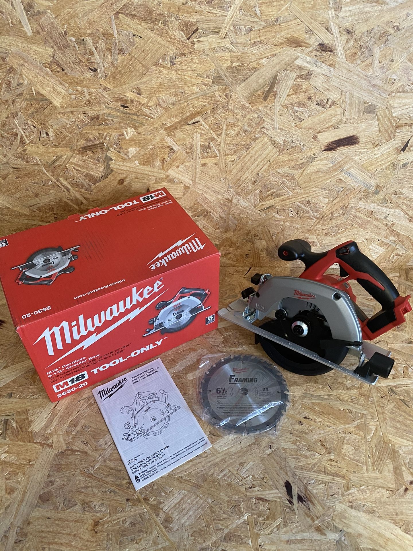 Milwaukee M18 Circular Saw 6 1/2”