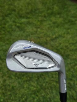 Mizuno JPX 900 Forged 7 Iron Golf Club, RH