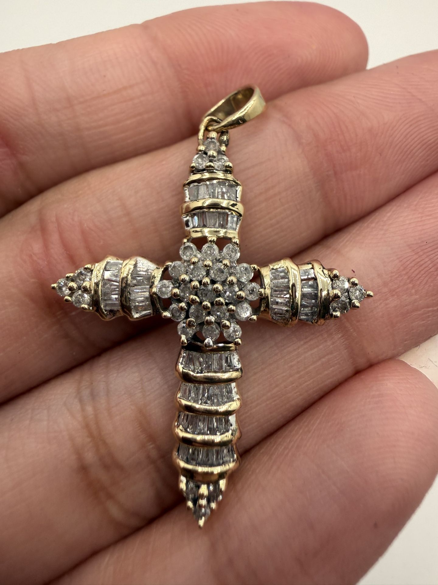 10k gold diamond cross pendant round and baguette-cut diamonds