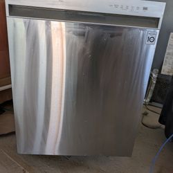 LG STAINLESS STEEL DISHWASHER 