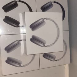 airpod maxes 