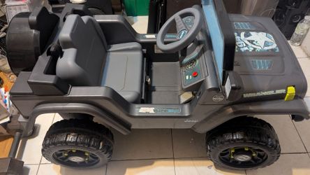 Power Wheels Jeep Wrangler