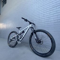 2024 Salsa Blackthorn Full Suspension Trail Bike 