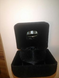 Ladies Sterling Silver with .20 cts diamonds size 8