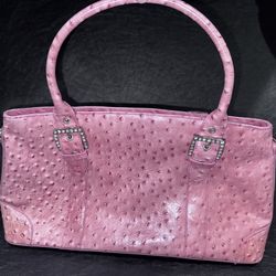 The Find Pink ostrich-embossed leather shoulder bag w/matching Wallet& Jewelry 