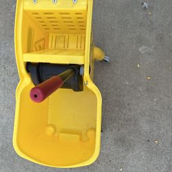 Rubber Maid Cleaning Product  Offer 