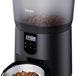 Automatic Cat Food Dispenser 