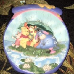 Winnie the Pooh's Honeypot Adventures Plate 1999 Bradford Exchange First Issue