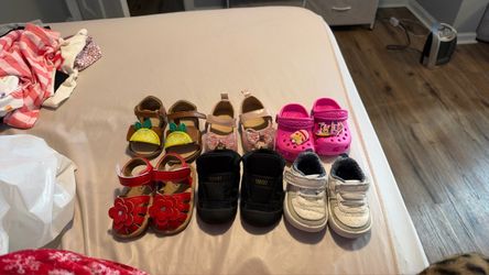 Pack of size 2,3,4 baby shoes