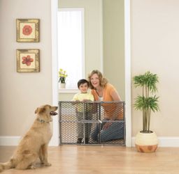 Safety 1st Adjustable Baby Gate for Doorways, Pressure Mount Fastening Gates for Pets, Toddlers, Babies, Children, Vintage Wood, Grey