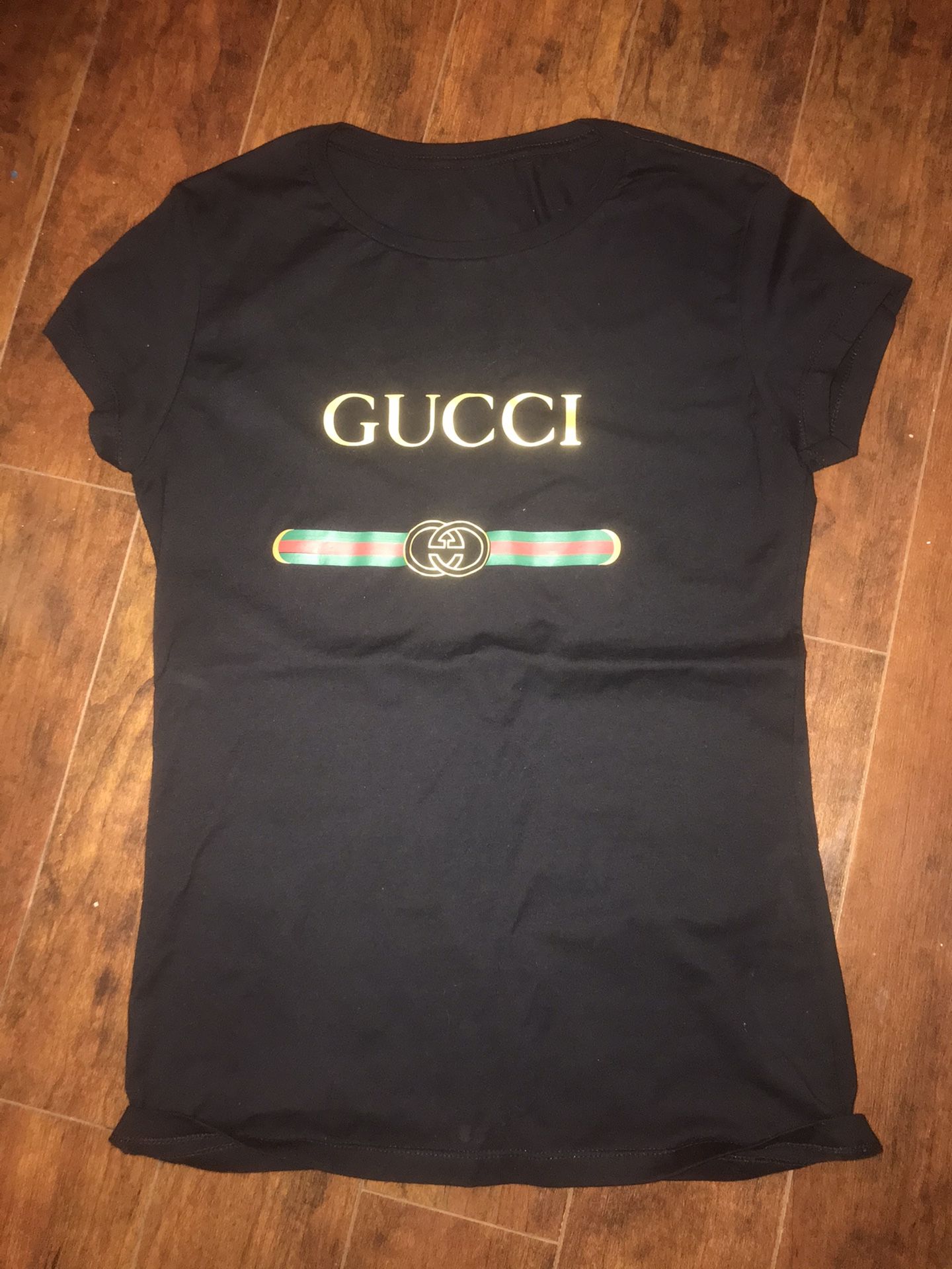 Gucci print T-shirt size m/l new without tags women