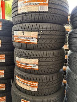 Arroyo Grand Sport A/S 245/45ZR18 100Y XL Tires