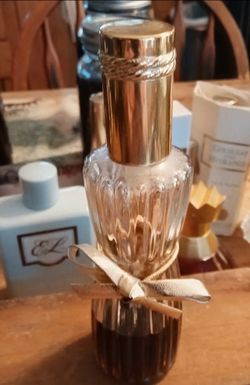 Estée Lauder Perfume  Spray Youth Dew