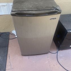 Mini Stainless Steel Refrigerator 
