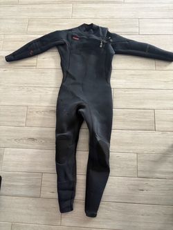 Xcel 4/3 Fullsuit size large