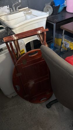 Free everything must go