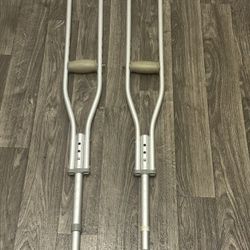 Aluminum Crutches