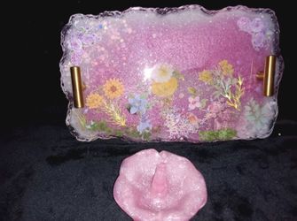 Vintage floral design tray with ring holder.