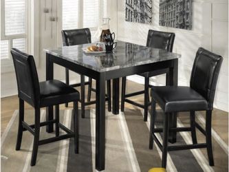 Dining table set
