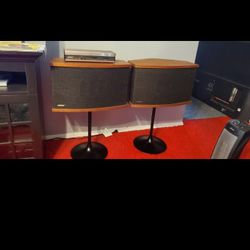 BOSE 901 SERIES V SPEAKERS WITH EQ AND TULIP STANDS $1000 FINAL PRICE 