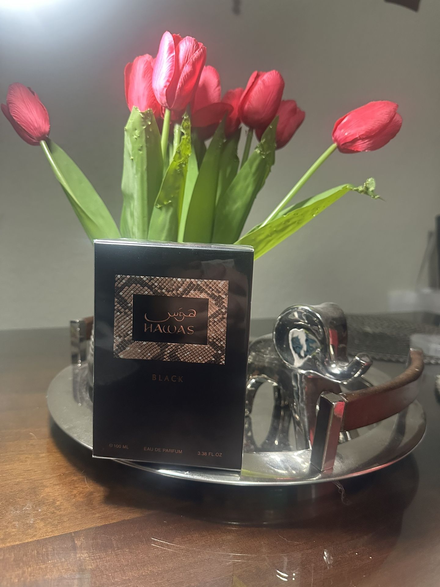 Hawas Black