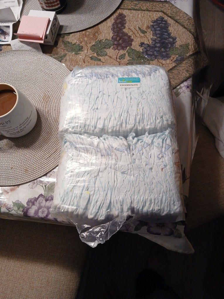 1 Package PAMPERS