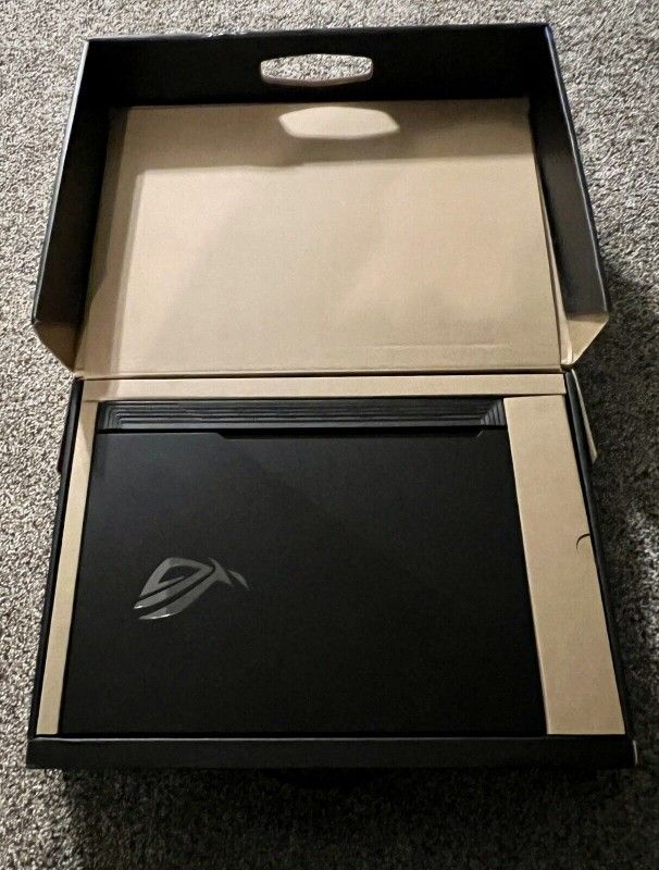 ASUS ROG Strix (Intel Core i7-10870H Up To 5 GHz, RTX 2070, 16GB) Gaming Laptop