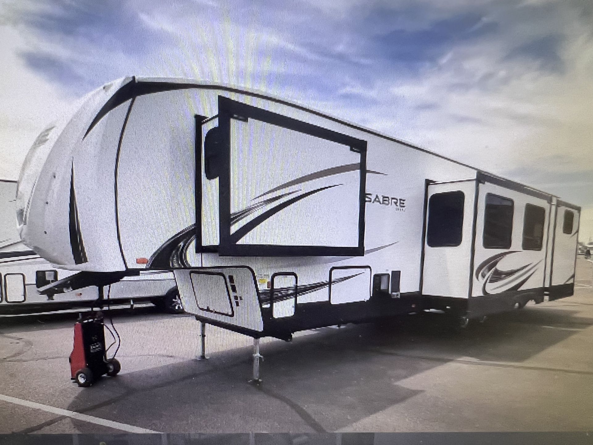 2022 SABRE 38DBQ