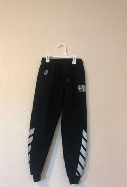 Boys size 8 NBA sweat pants