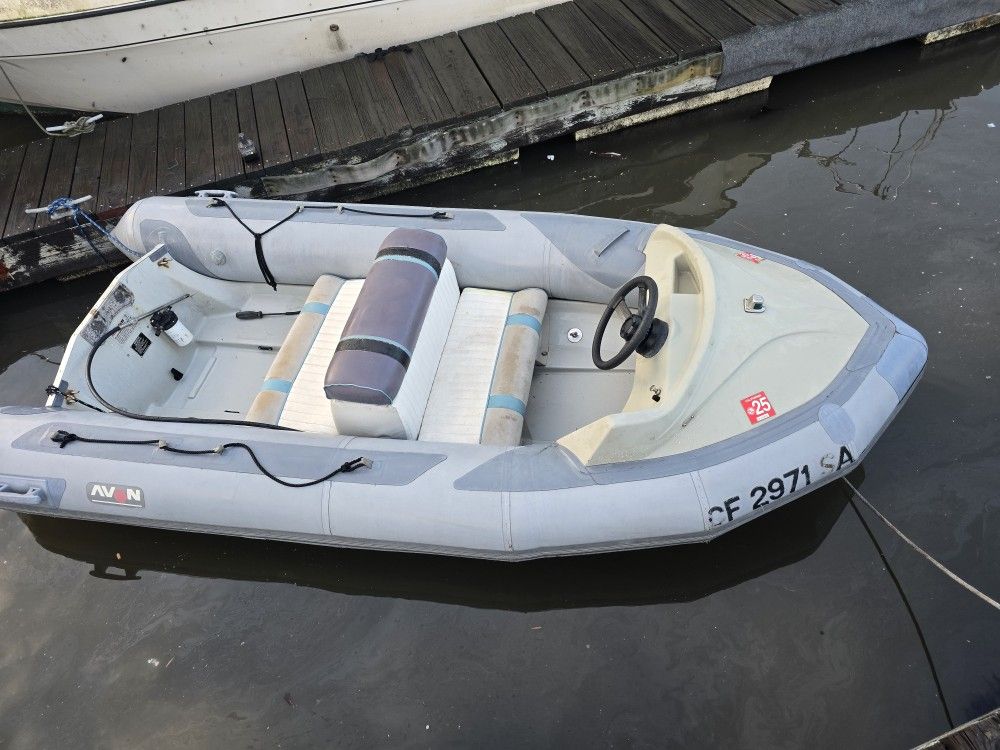 Avon 12 Ft Hard Bottom Inflatable With Forward Console
