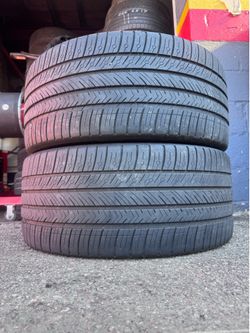 265/40ZR21 Michelin Pilot Sport all season tires