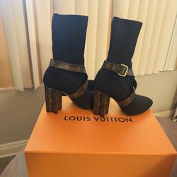 Louis Vuitton Boots Size 36.5 