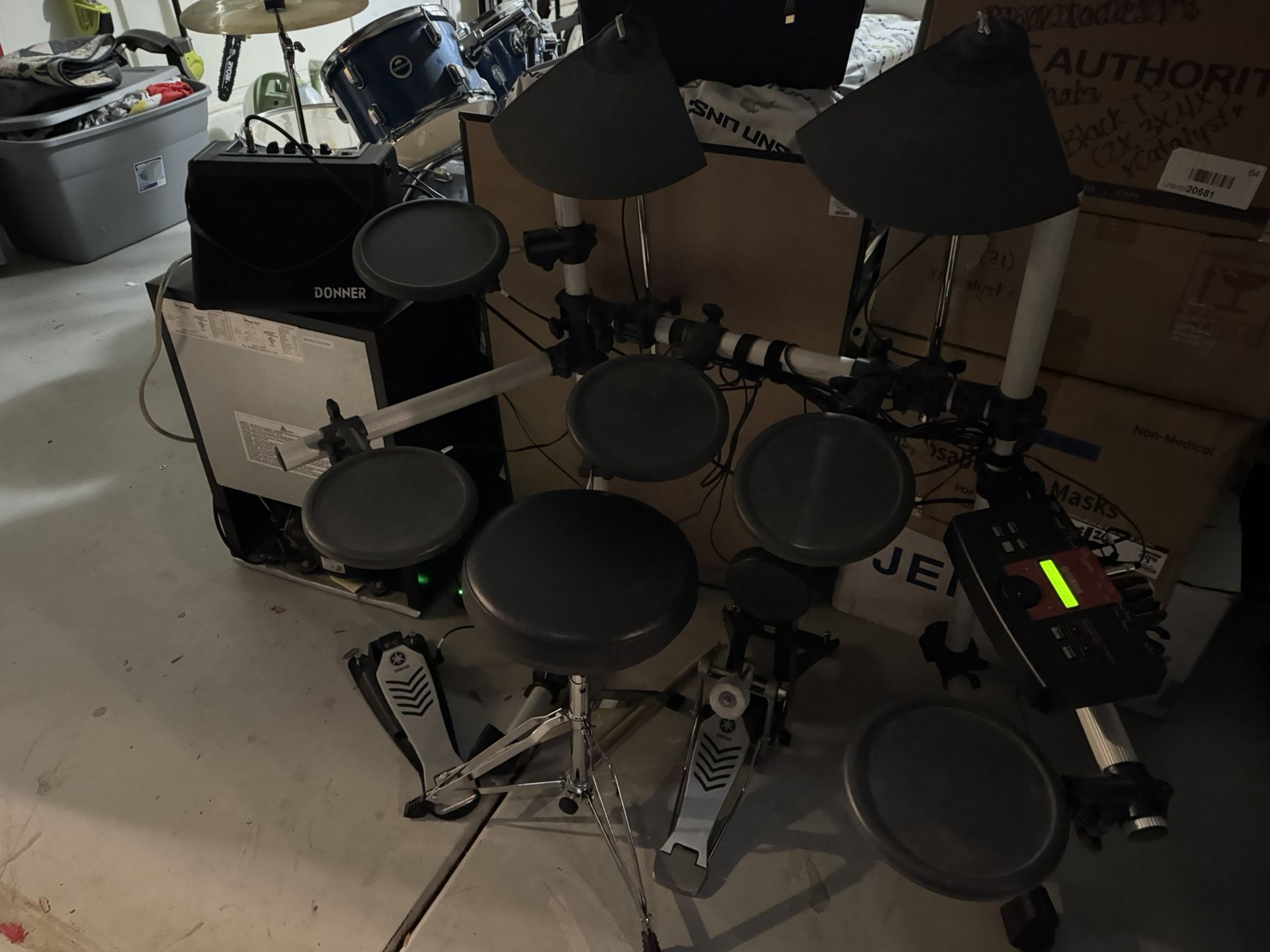 Yamaha Electric Drum Set, Donner Amp Included