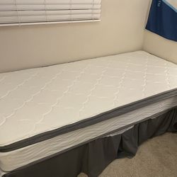 TWIN XL Bed 