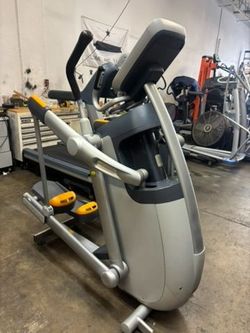 Precor AMT 100i 