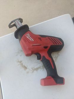 Milwaukee M18 Saw