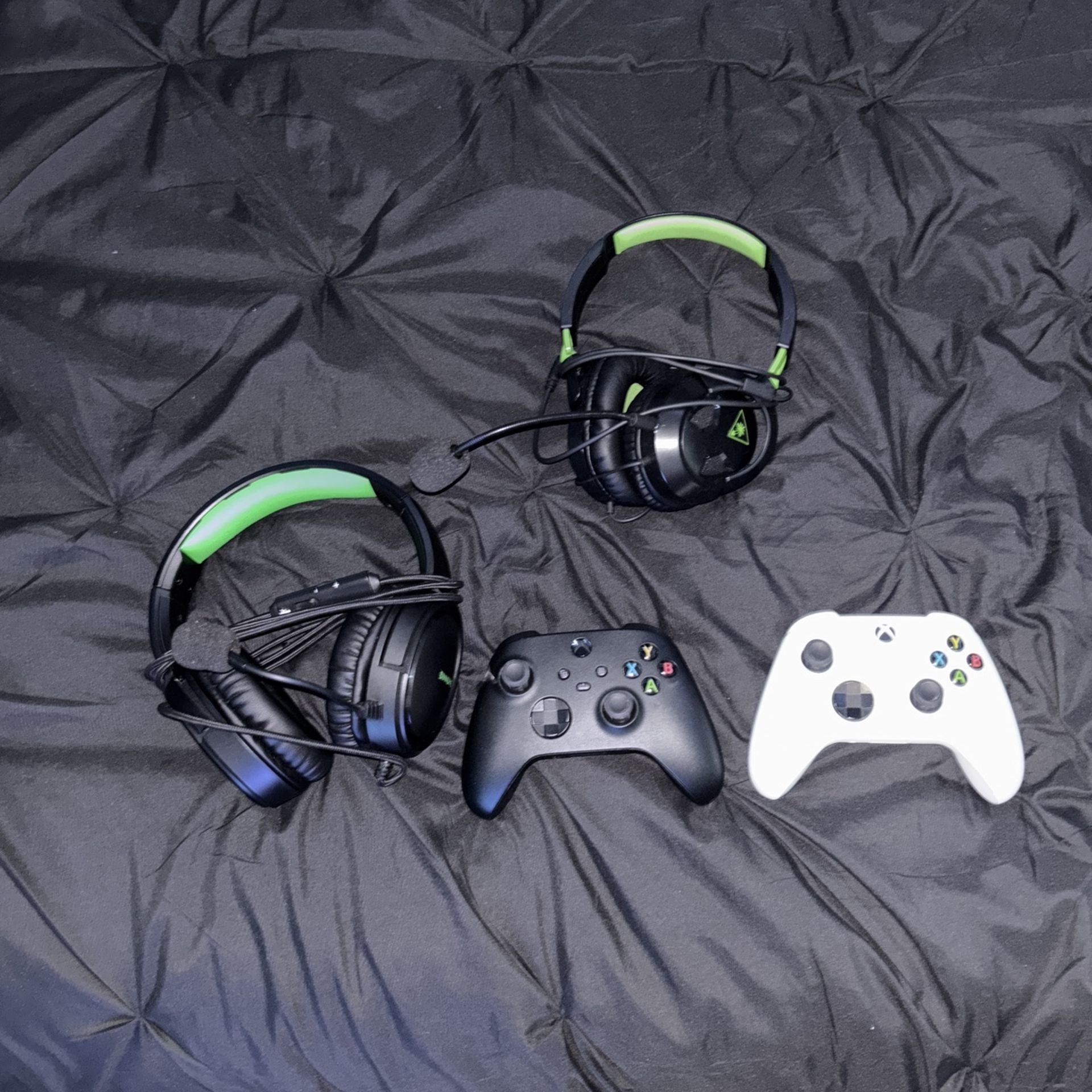 xbox series x controllers and headsets for sale